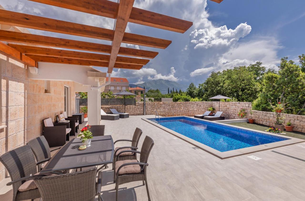 Apartment Holiday Home Doma, Cilipi Near Dubrovnik المظهر الخارجي الصورة