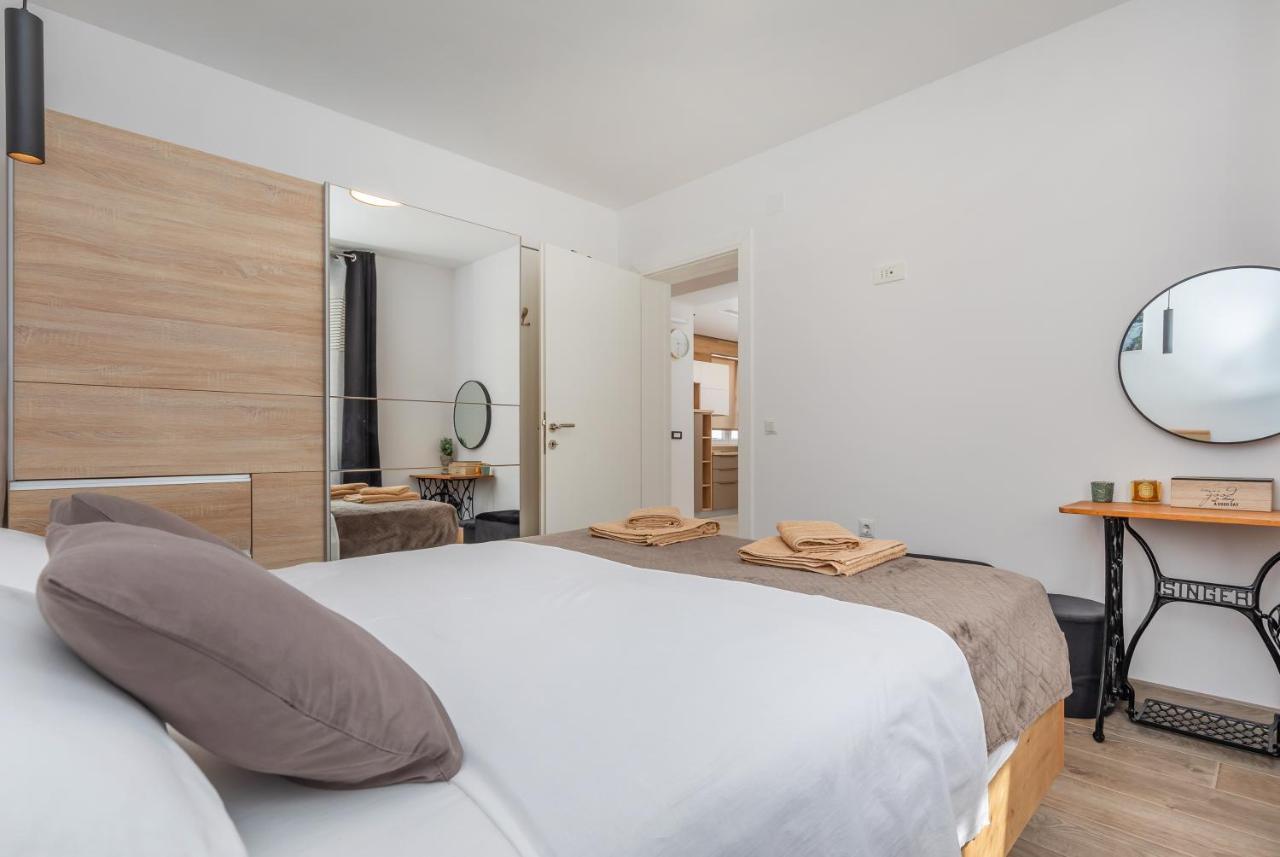 Apartment Holiday Home Doma, Cilipi Near Dubrovnik المظهر الخارجي الصورة