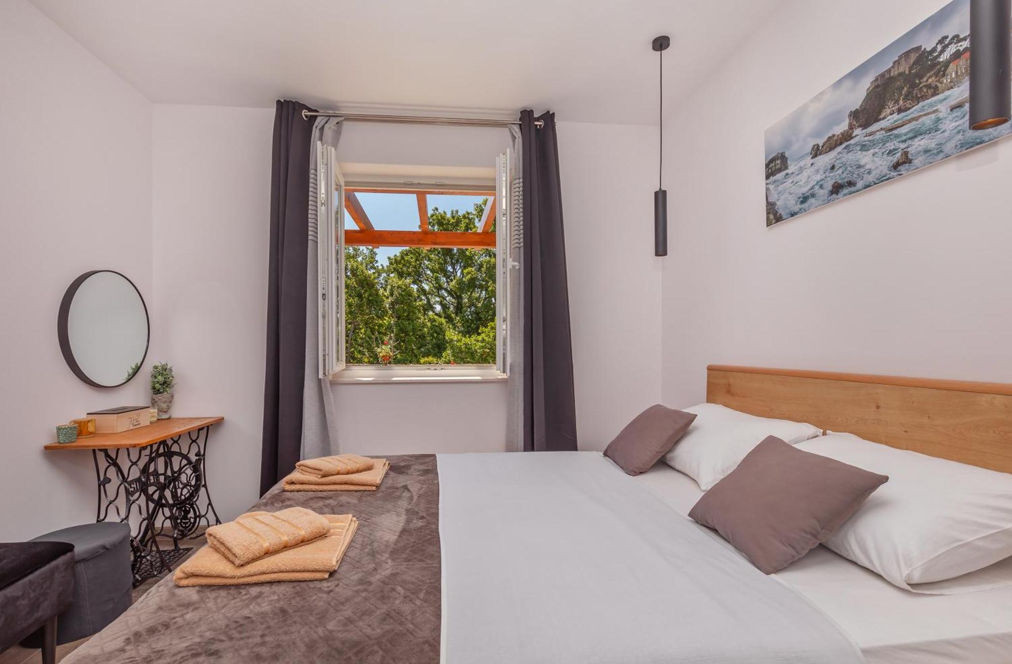 Apartment Holiday Home Doma, Cilipi Near Dubrovnik الغرفة الصورة