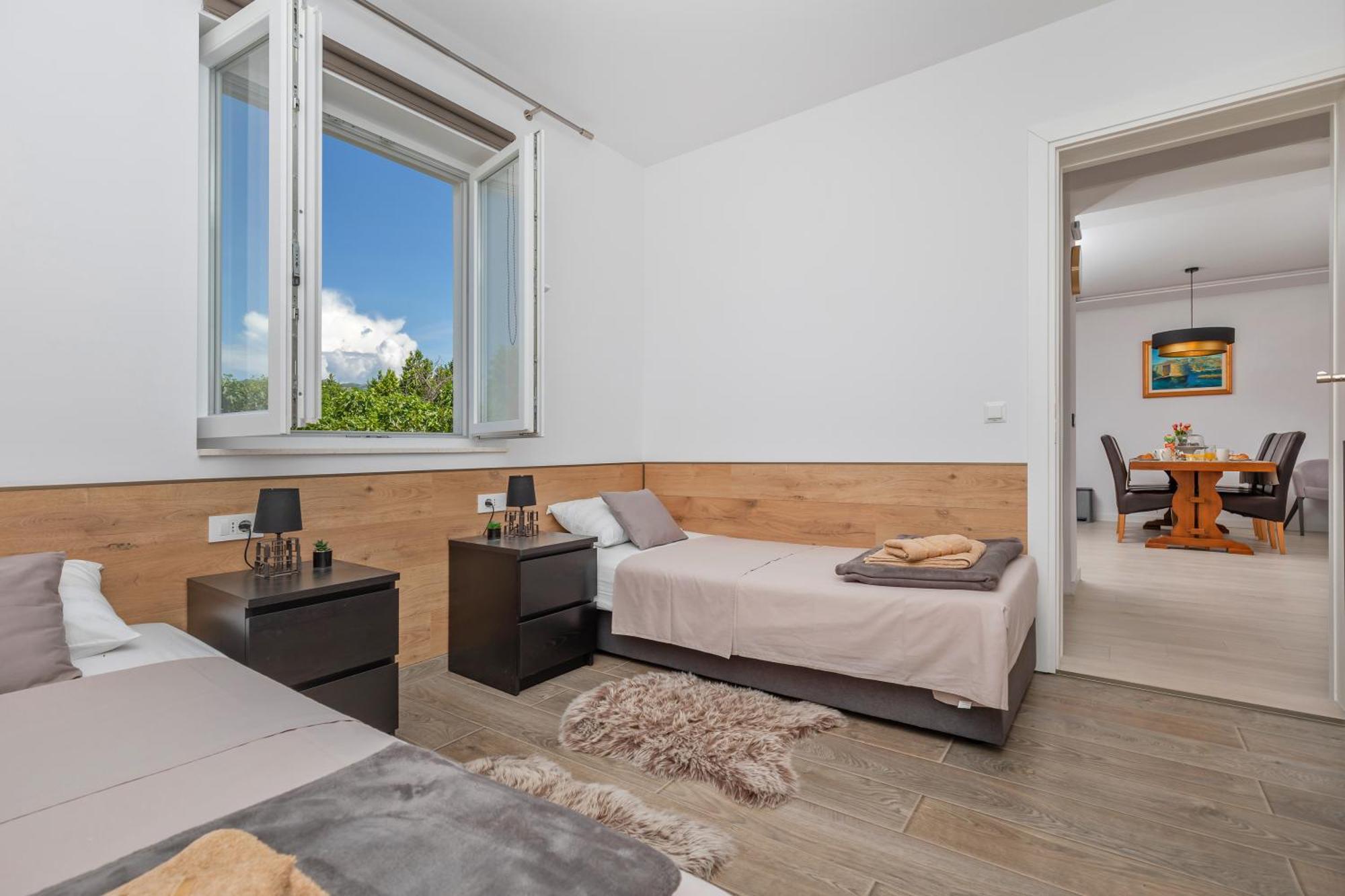 Apartment Holiday Home Doma, Cilipi Near Dubrovnik الغرفة الصورة