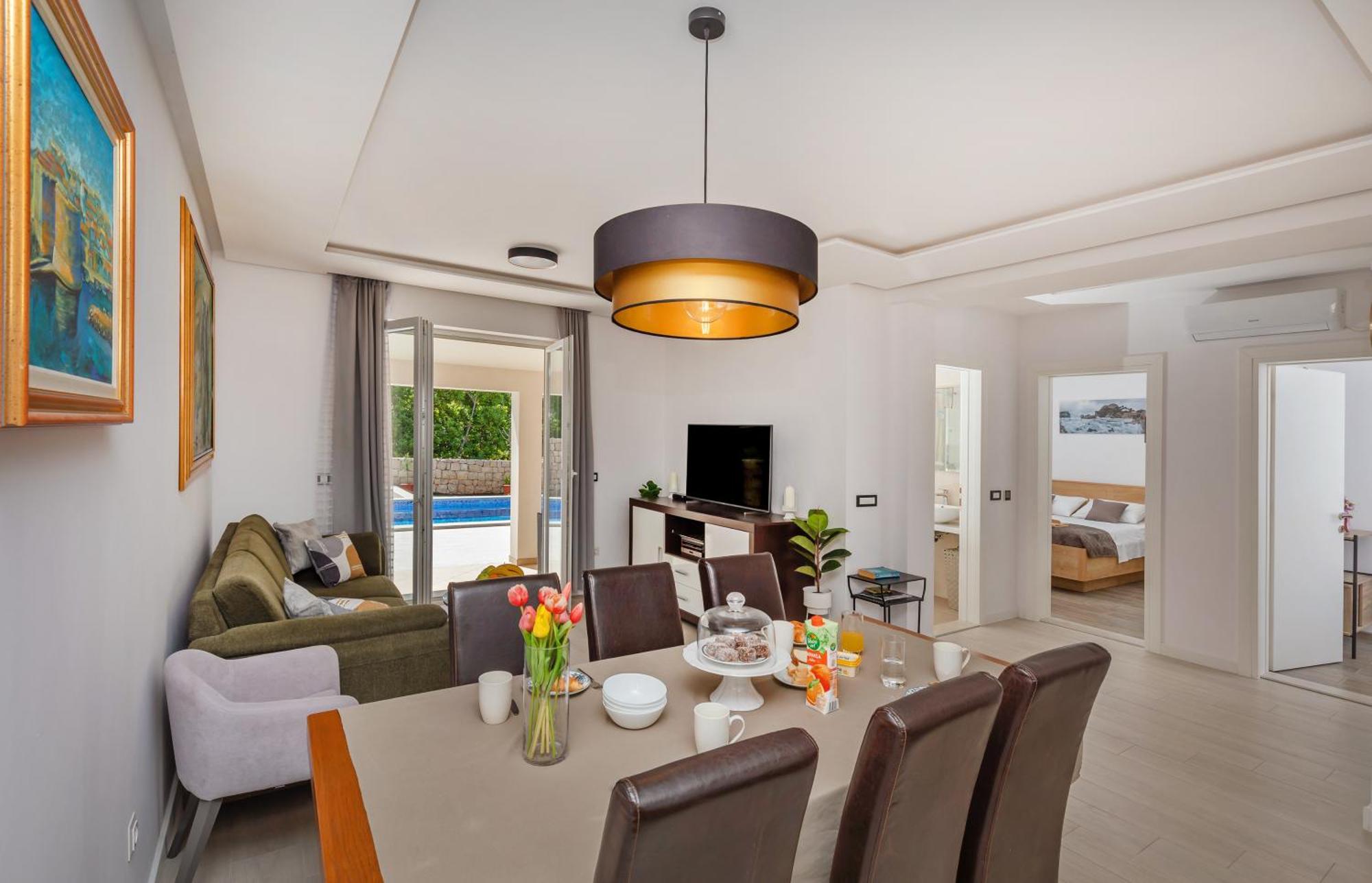 Apartment Holiday Home Doma, Cilipi Near Dubrovnik الغرفة الصورة